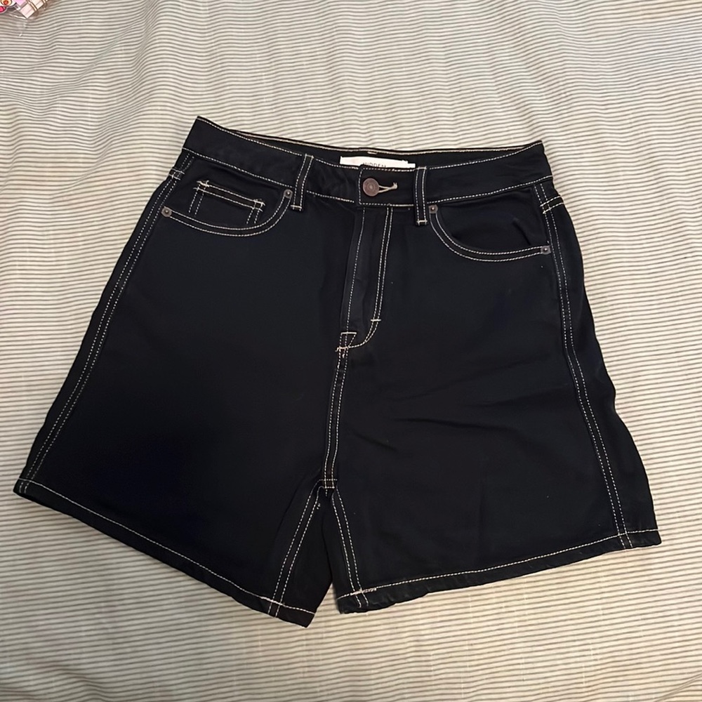 Hidden jeans shorts